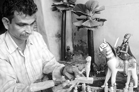 50% Kondapalli artisans quit