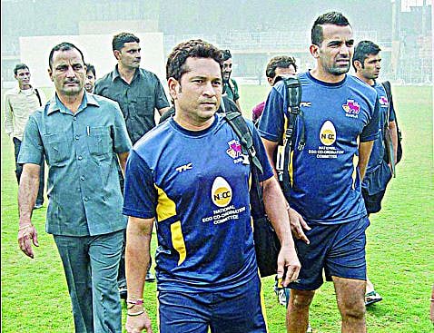 Wedding like atmosphere in Lahli as Tendulkar pads up for last Ranji