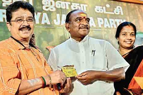 Party-hopper actor Shekher now joins BJP