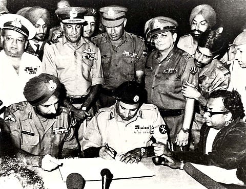 Army Remembers 1971 War Heroes in Jammu and Kashmir
