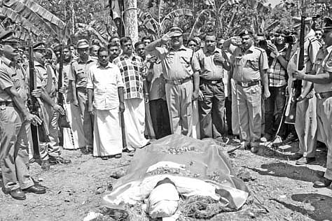 Poet Vinayachandran cremated with full state honours