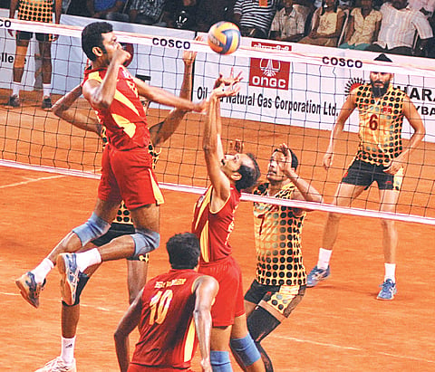 ONGC men beat BPCL to enter final