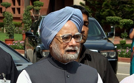 Manmohan Singh strongly condemns blasts in Mahabodhi Temple