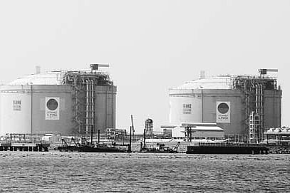 LNG terminal may be hit by further delay