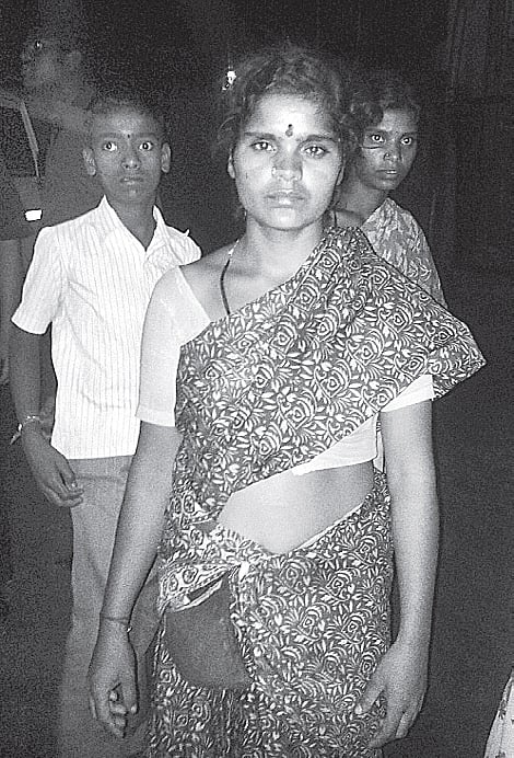 Hotel bouncer roughs up flower vendor, arrested