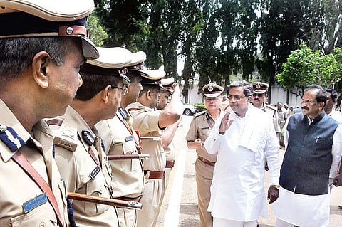 Implement laws strictly, CM tells cops