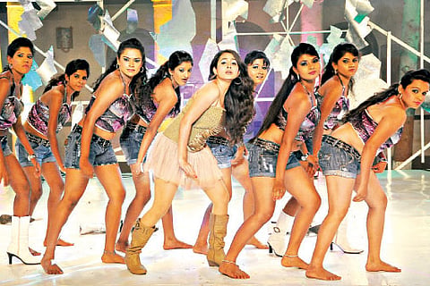 Film dance unions threaten tandav