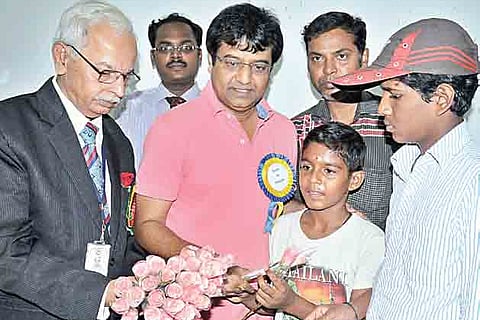 'Cinema makes cancer incurable'