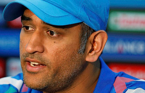 Dhoni Wary of Sri Lankan Spinners in World T20 Final