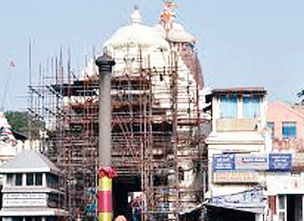 Jagananth Temple 'Mahaprasad': 700 Cooks, 50,000 Mouths, Rs. 10 Lakh Business
