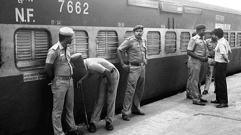 Foolproof Security Arrangement in Trains, Rly Stations Impossible?