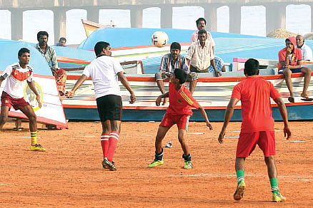'Germany vs Spain' - Valiyathura Beach Comes Alive