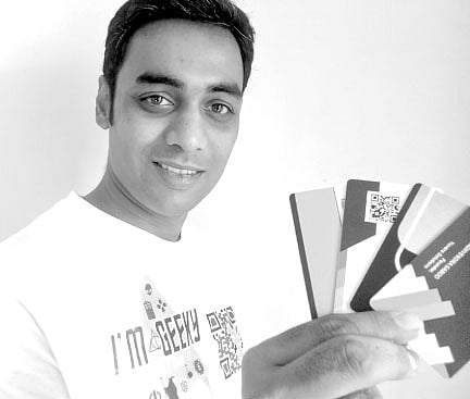 Give Your Product a Web Identity with LINQS