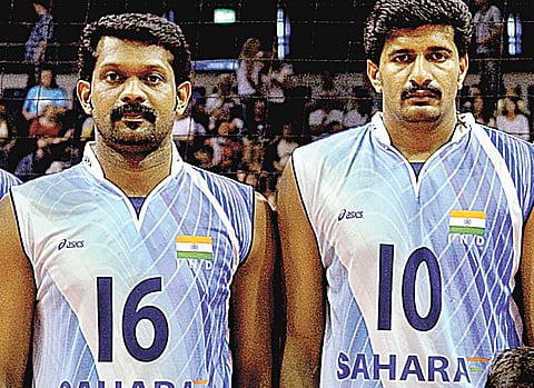 When Stalwarts Served and Volleyed into the Hearts