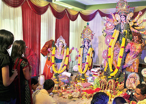 Navarathri Concludes With Special Pooja for Vanni Trees