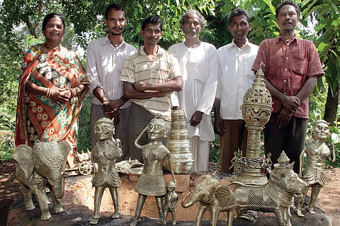 Dokra Doyens Keep Ancient Craft Alive