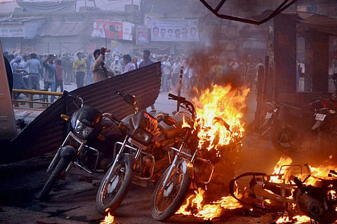 Violence in Varanasi , Curfew Imposed