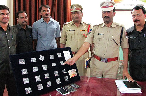 Five Held for Selling LSD, Ephedrine Worth Rs 1 Lakh in Hyderabad