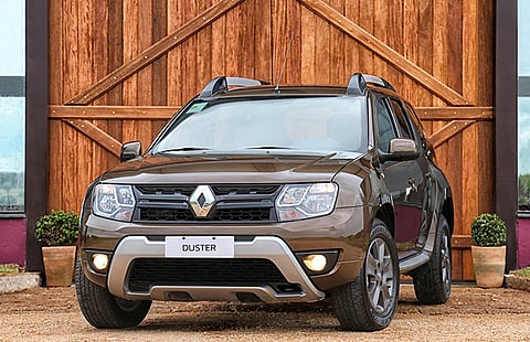 The mileage is comparatively less here as Renault Duster delivers 10.4kmpl in cities and 13.05kmpl on highways | Car Dekho