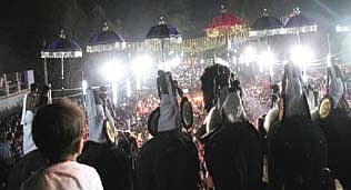 Thousands Soak up Spirit of Peruvanam Pooram