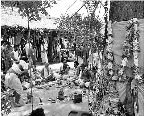 Mahayajna for Daru Starts at Kharipadia