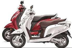 Honda Scoots Ahead Automatically