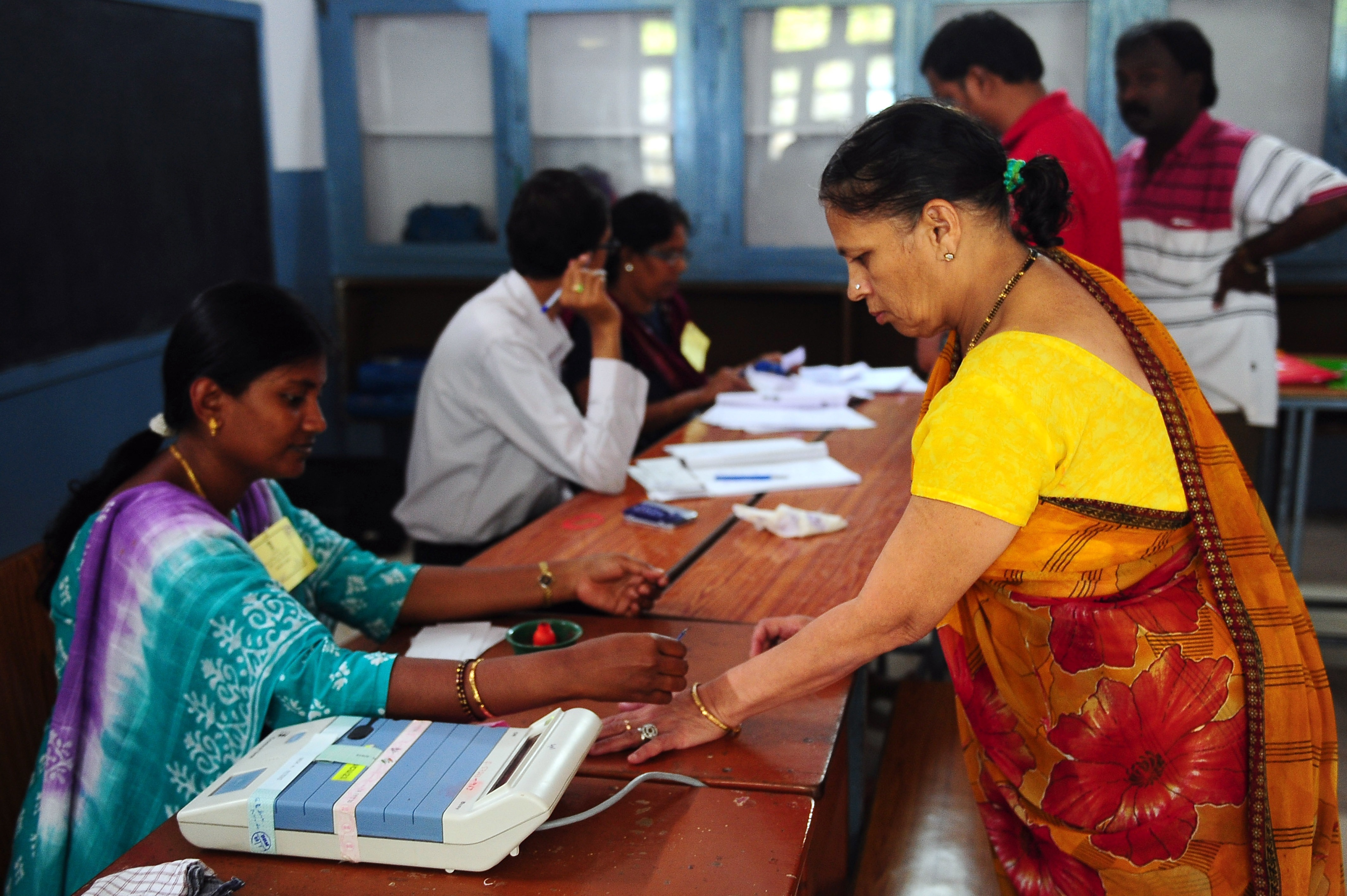 BBMP Elections: Cash Flows, Tempers Rise, Cops Lathicharge Crowds