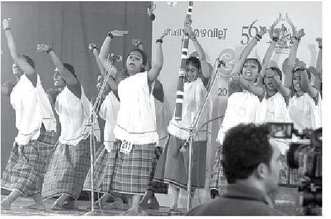 25 Teams Perform Vanchipattu, a Traditional Art Form