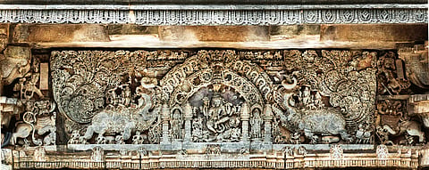 Sculpture of Nataraja on the wall of Hoysaleswara Temple