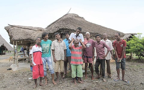Karthik (second from left) with  Sristi inmates.(photographs by G PATTABIRAMAN)
