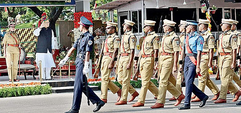 Minister for Finance and Corporate Affairs Arun Jaitley receives the Guard of Honour at the ‘Dikshant Parade’ at the Sardar Vallabhai Patel National Police Academy.