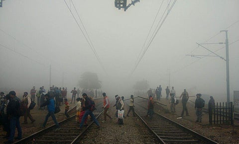 Delhi welcomes a foggy December this week as tempratures began dropping below 12 degress, cancelling several trains and flights. 