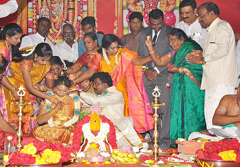 Tamilisai's Son Ties the Knot