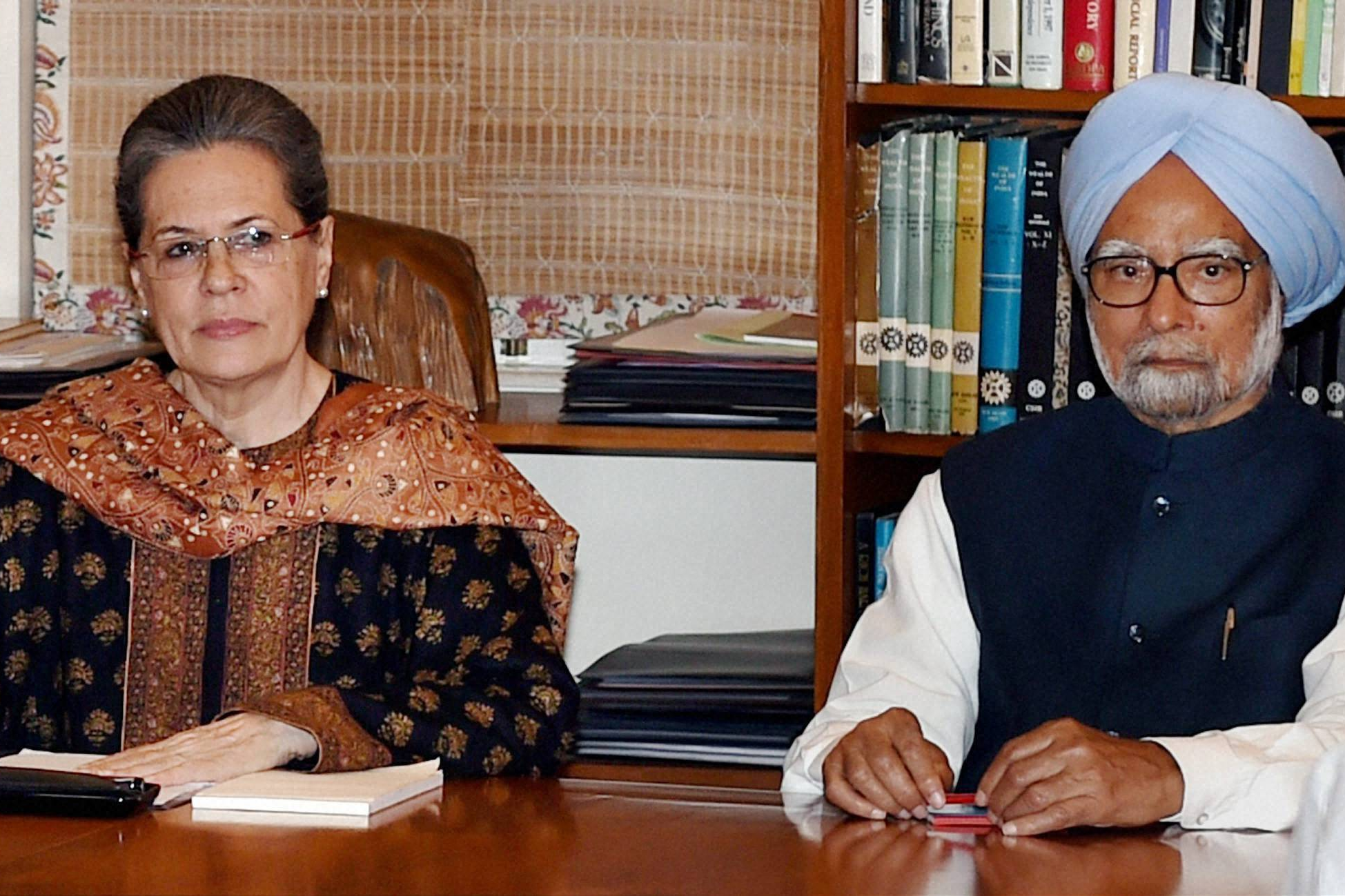 Congress President Sonia Gandhi and former Prime Minister Manmohan Singh  | PTI
