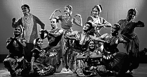 9 Diverse Forms to Practice Devotion