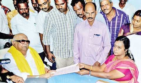 DMK Chief M Karunanidhi Assets Worth Rs 13.42 Crore