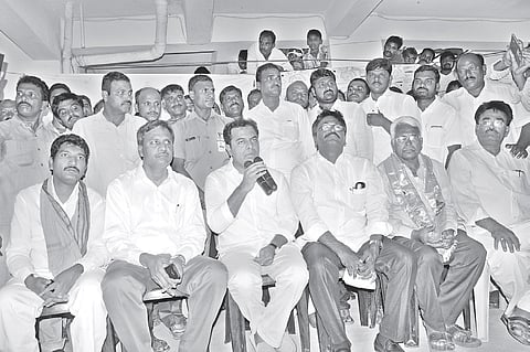 Miffed with Jagan, Khammam MP and MLA to Join TRS 