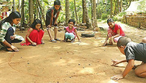 Njottikali: Game of carroms with a twist
