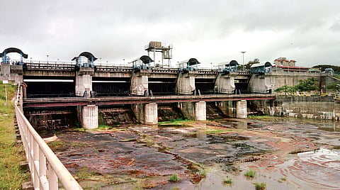 As Hemavathi dam dries up, lakhs of Karnataka villagers quit farming