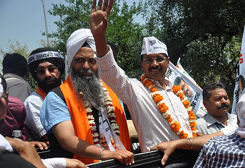 Jarnail Singh (L) | EPS