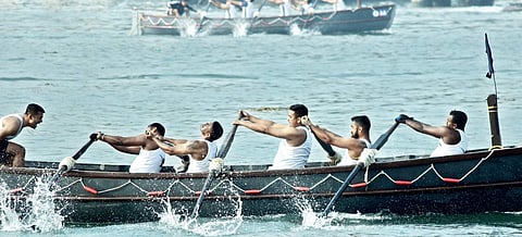 Naval officers participating in the Kochi Area Boat Pulling Regatta 2017 conducted by Southern Naval Command in Kochi on Friday | Melton Antony