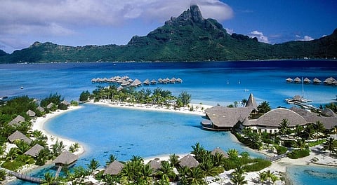A picture of Mount Otemanu in French Polynesia is being passed off as a lagoon in the Andamans.