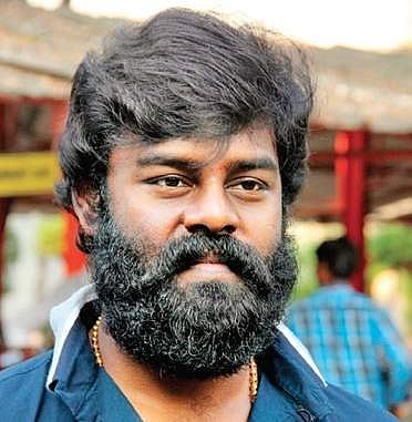 RK Suresh, Varalaxmi to team up