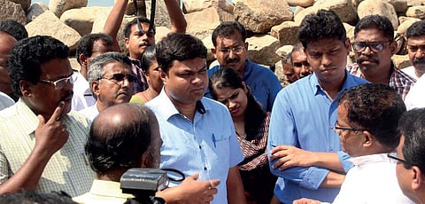 The Central team visiting Ockhi-hit areas of Chellanam on Wednesday |Melton Antony