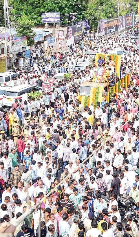 Funeral procession of former TDP minister Devineni Nehru in Vijayawada on Tuesday. He died in Hyderabad on Monday | Express