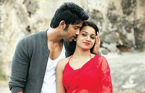 Adhagappattathu Magajanangalay: Out of its depth