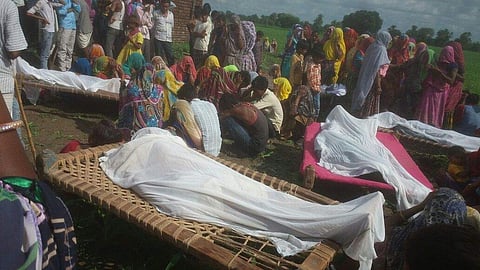 The cops from Maksudangarh police station rushed to the village when they got to hear about it and with the help of villagers retrieved the five bodies out of the well. | Express Photo Service