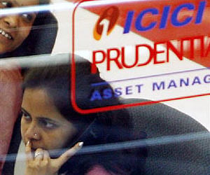 ICICI Prudential may take over Sahara Life shortly (Reuters)