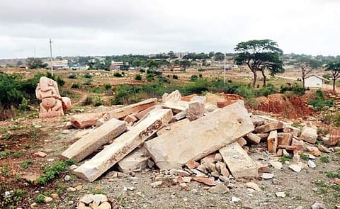 The 9th century Ganesha temple in Hooli village near Saundatti in Belagavi collapsed last week after treasure hunters dug up a pit beneath the structure looking for fabled gold