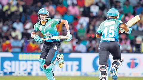 VB Thiruvallur Veerans’ NS Chaturved and S Siddharth stitched together a 125-run stand as they overcame Ruby Trichy Warriors in their match on Sunday